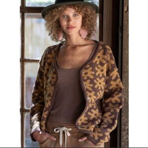 The FRANNY Floral Knit Cardigan